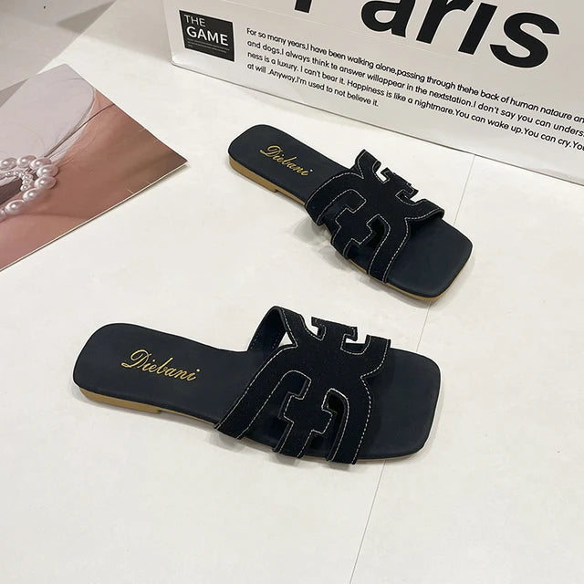 Nwe-Fashion-Nieuwe-Platte-Dames-Sandalen-Luxe-Slippers-Designer-Schoenen-Voor-Dames-Zomer-Damesschoenen-In-2024.jpg_640x640_acdde836-0576-49f2-b2b0-1e361d7c93b5.webp