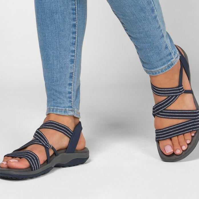 Plus-Size-Sandalen-Vrouwen-2022-Zomer-Comfort-Zachte-Zool-Platte-Strandschoenen-Sandalen-Casual-Wiggen-Sandalen-Dames_a9be0cd8-83fb-48a9-8890-a5fd3a1dbf7c.jpg
