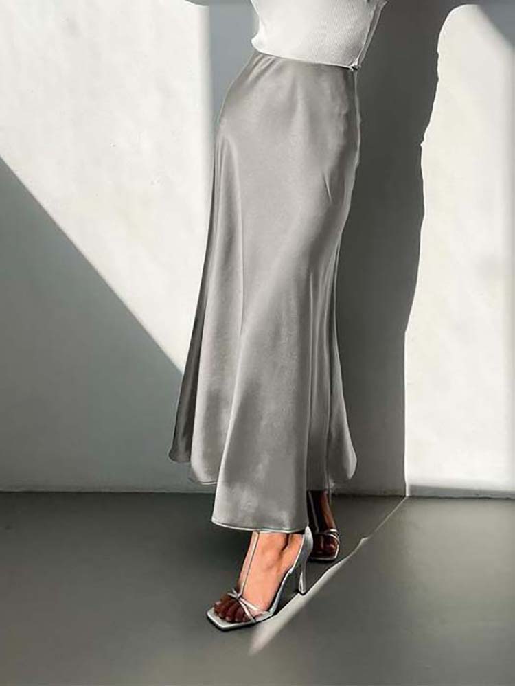 Sandra-Satin-Rock-Der-elegante-Midirock-aus-Satin-ist-ein-Must-Have-fur-diese-Saison_-Leyna-Moda-2.jpg